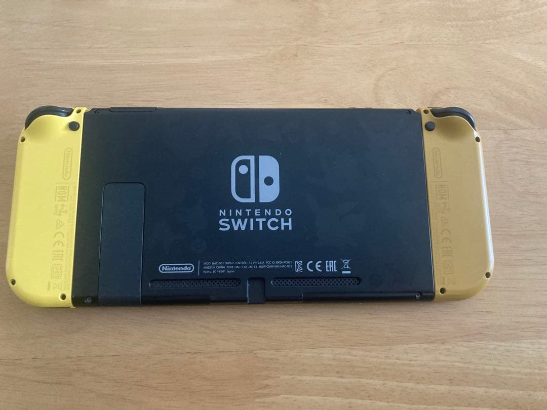 【動作確認済】 NintendoSwitch ピカブイ本体【付属品完備】
