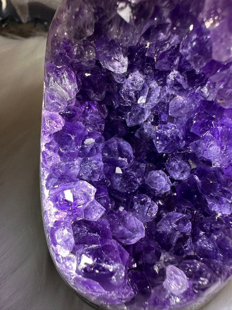 ウルグアイ産 高発色 アメジスト ドーム 濃紫 美結晶 約252g 1122