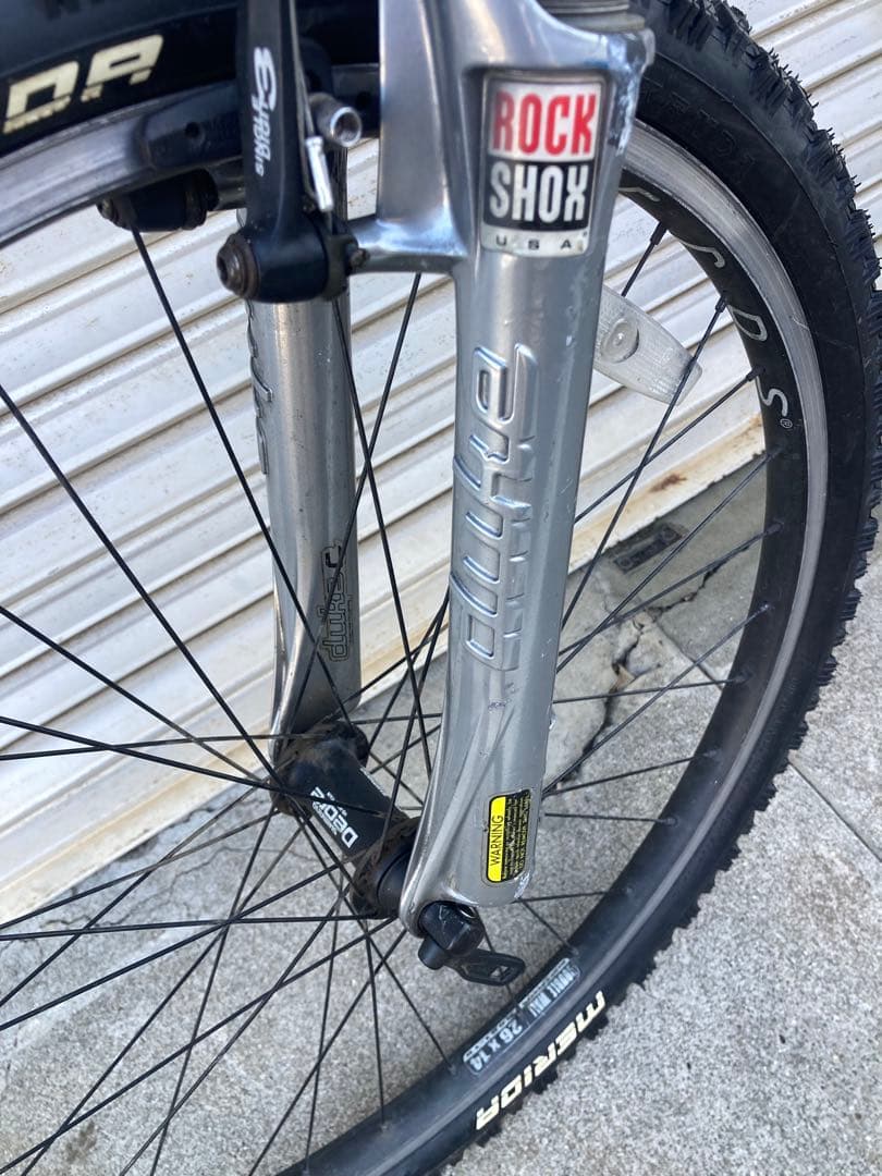 GT マウンテンバイク レッド