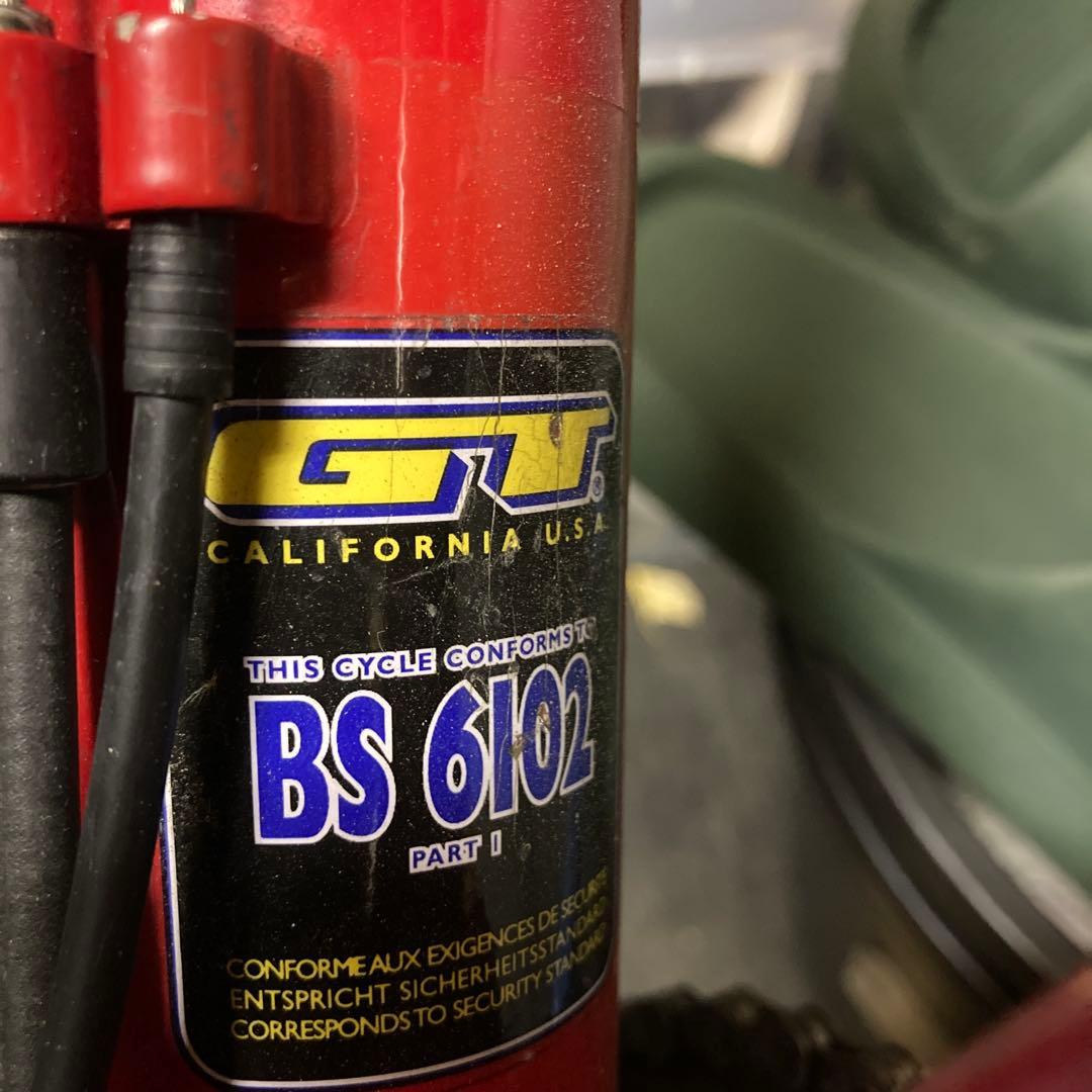 GT マウンテンバイク レッド