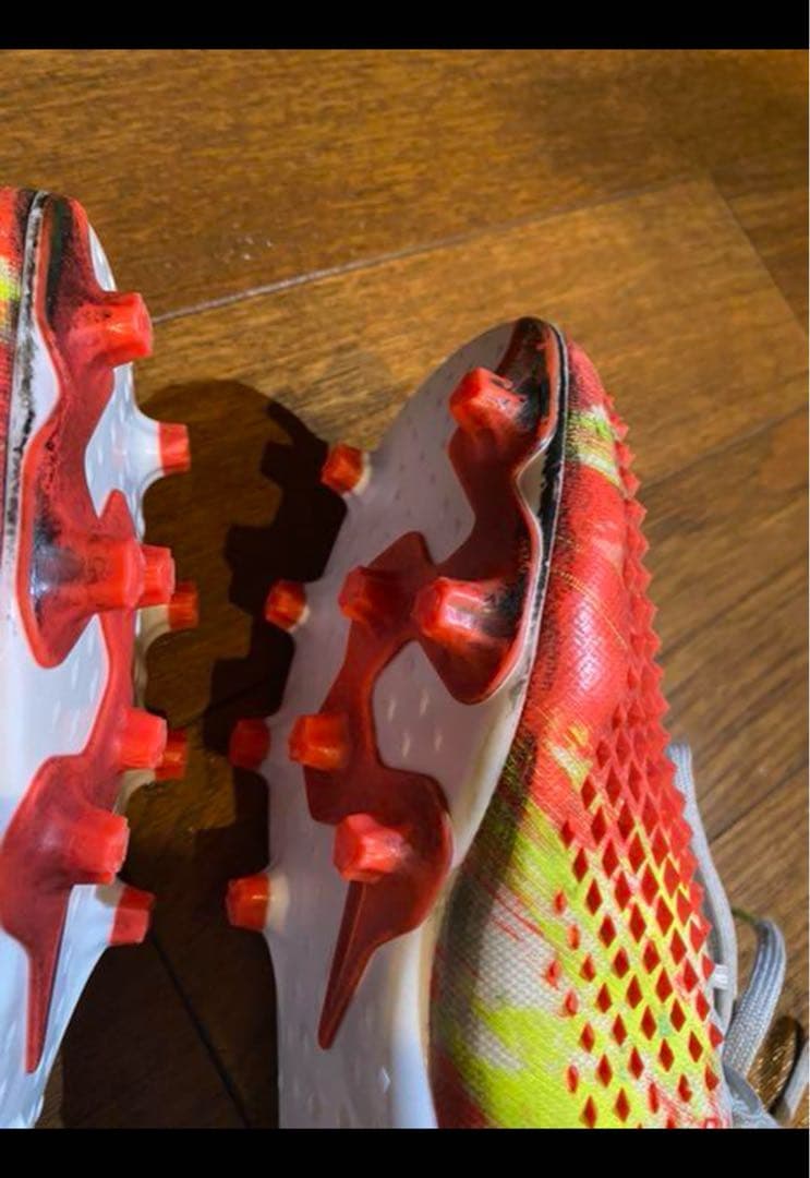 adidas プレデタースパイク