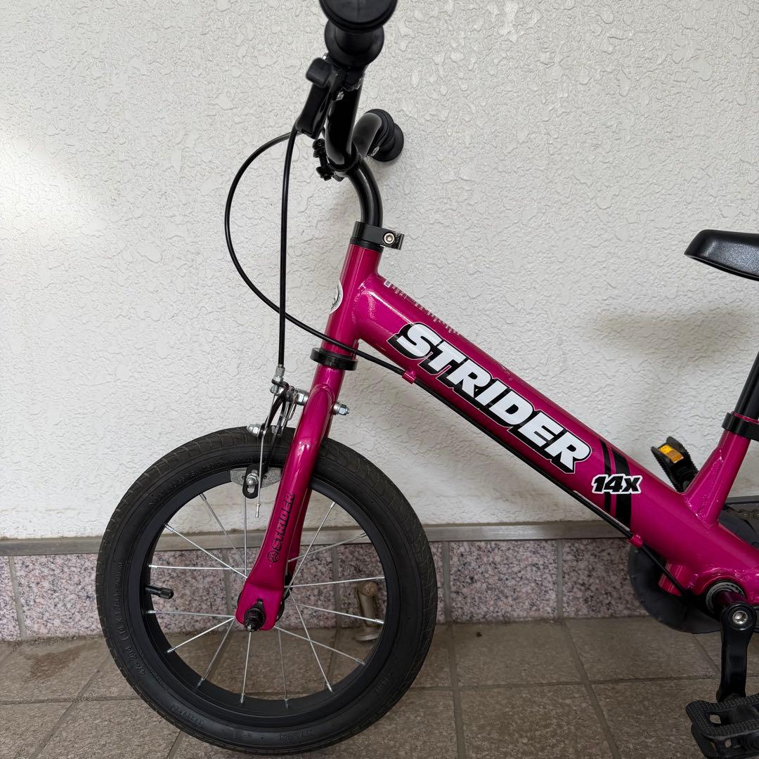 使用頻度低　室内保管　STRIDER 14x ピンク ストライダー　ペダル