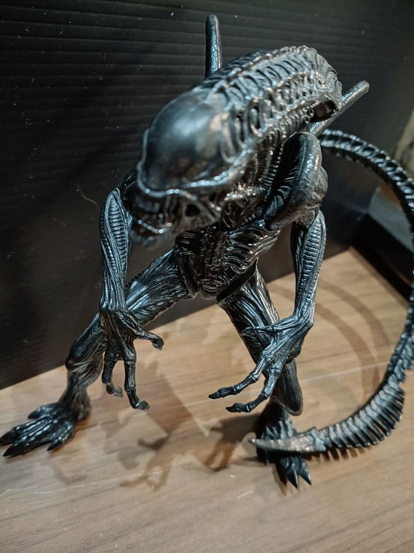 m*6様 AVP フィギュア 3体セット（エイリアン・プレデター・プレデリアン）