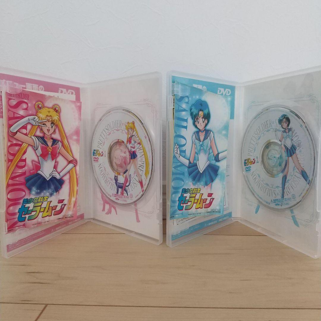 美少女戦士セーラームーンDVD全8巻 収納BOX・ステッカー付き(4巻5巻除く)