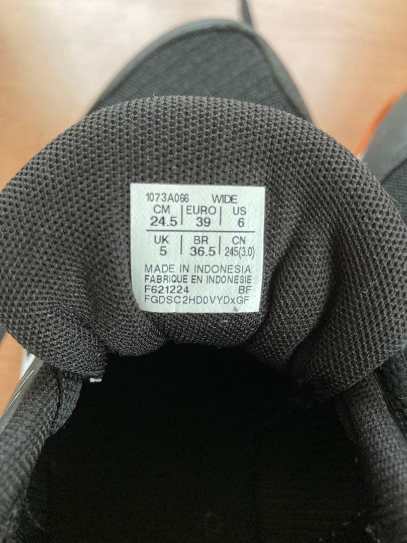 24.5cm バレーボールシューズ　ASICS WIDE