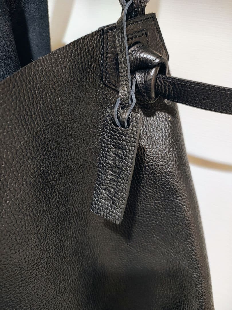 ＜LA UNIQA＞ビッグ ショルダー バッグ