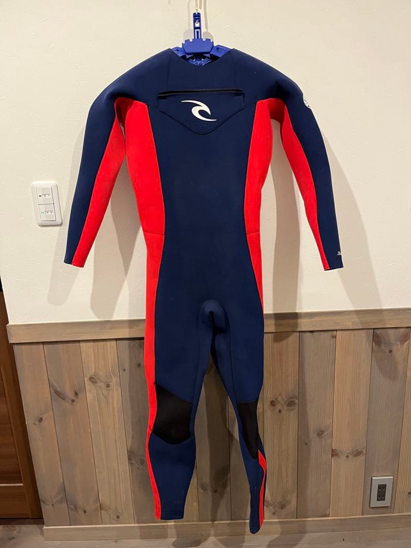 Rip Curl フルスーツ ネイビー/レッド　春秋用　ハンガー付き