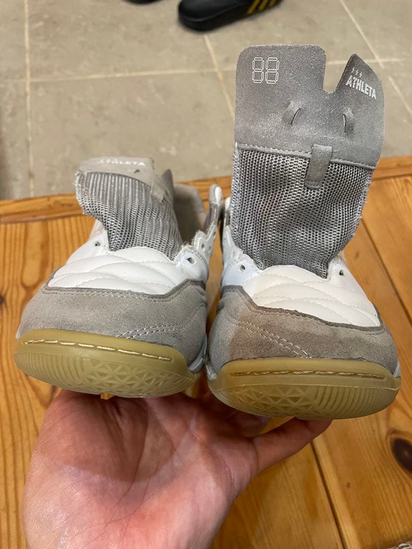 ATHLETA フットサルシューズ ホワイト　27
