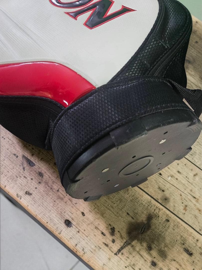 送料無料/超美品　超お買い得品Srixon キャディバッグ 黒/白/赤