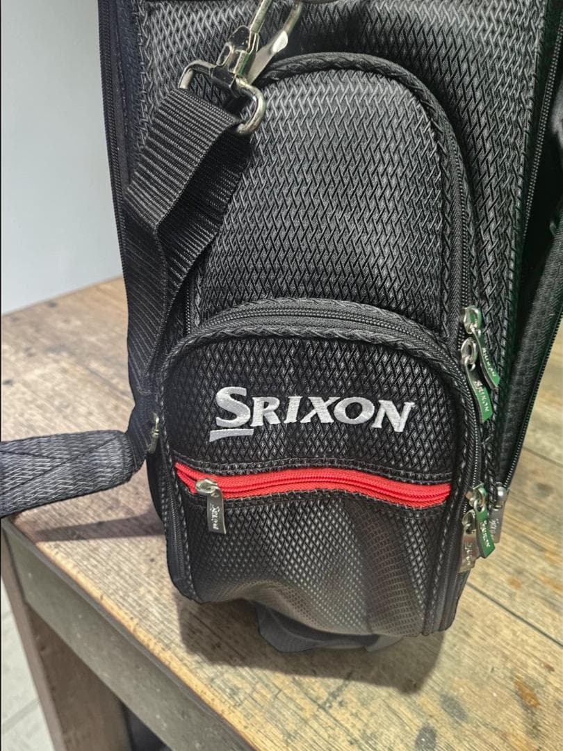 送料無料/超美品　超お買い得品Srixon キャディバッグ 黒/白/赤
