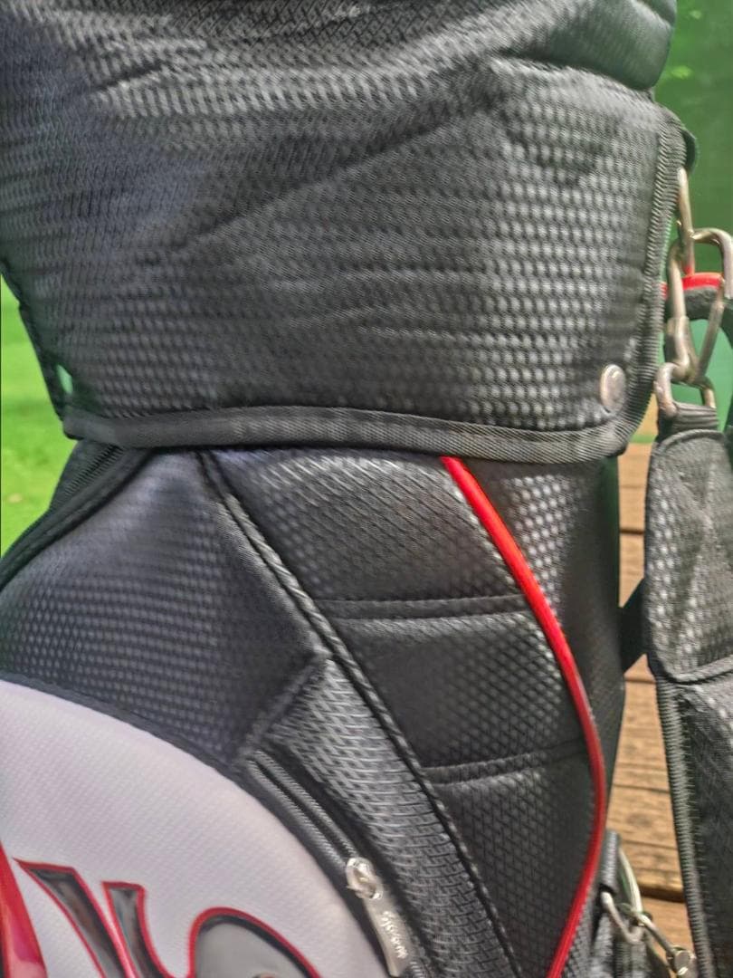 送料無料/超美品　超お買い得品Srixon キャディバッグ 黒/白/赤