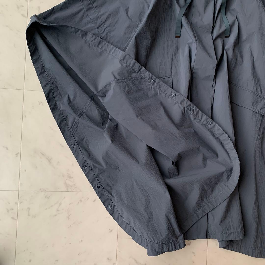 美品　アンタイトル　タフタポンチョ　パッカブルポンチョ　撥水加工　洗える　グレー