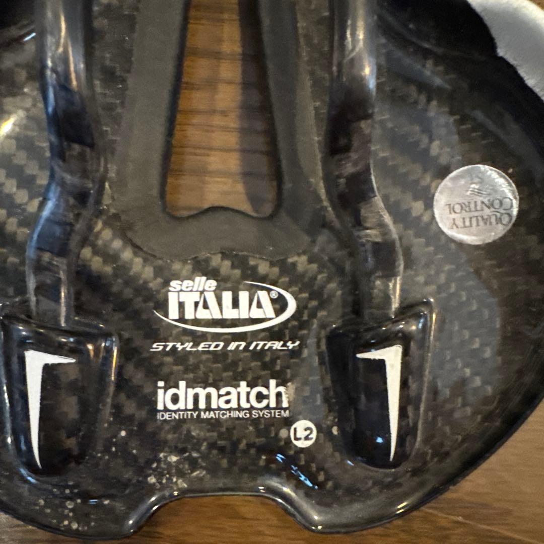セライタリア selle ITALIA FLITE TEKNO サドル カーボン