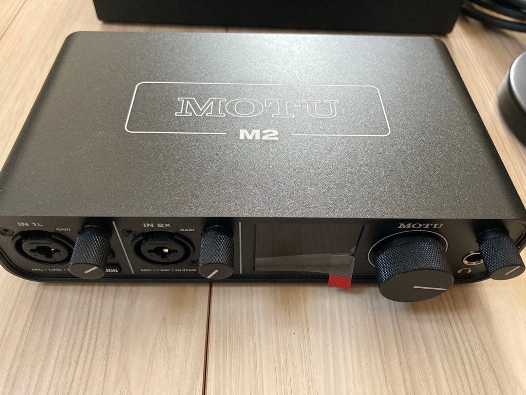 MOTU M2 AT4040 スタンド、ケーブルセット