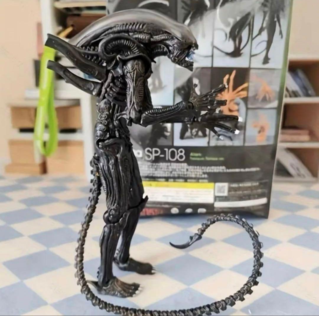 Xenomorph エイリアン フィギュア デコレーション用 リアルな可動モデル