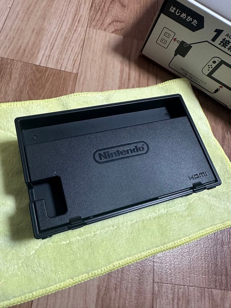 Nintendo Switch 本体、Joy-Con含む周辺機器