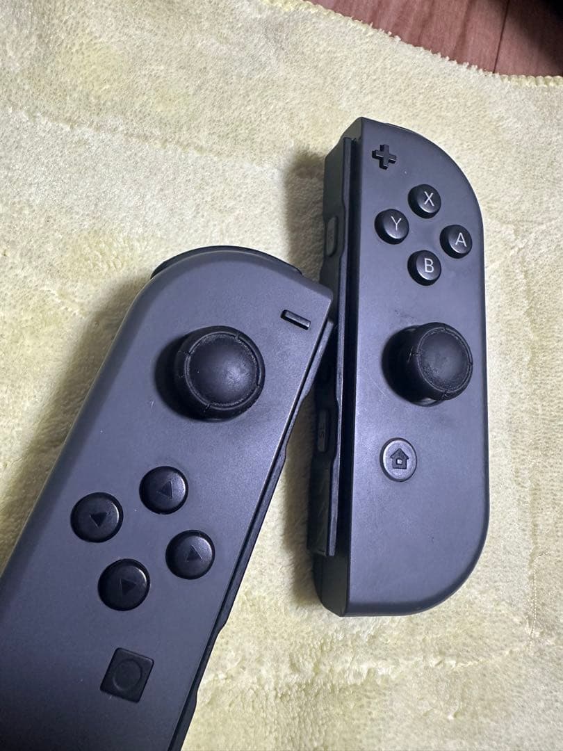 Nintendo Switch 本体、Joy-Con含む周辺機器
