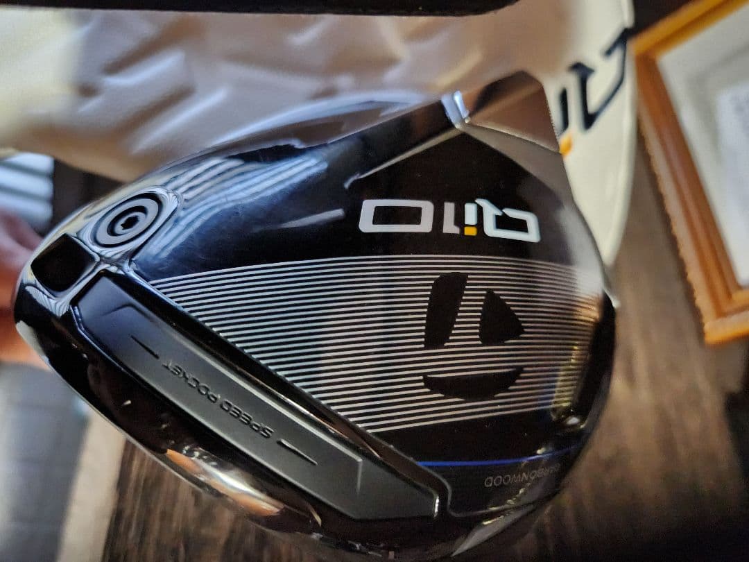 美品TaylorMade Qi10 ドライバー 9°コアモデル ヘッドのみHC有