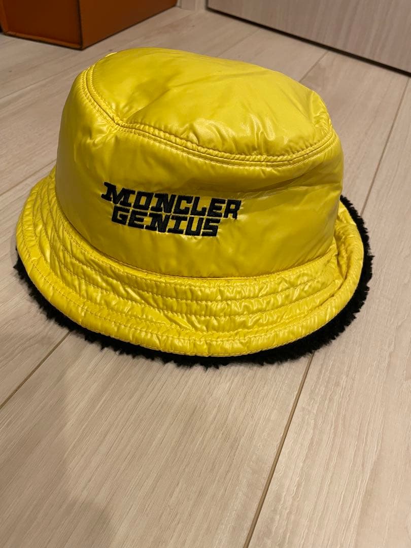 モンクレール　リバーシブル　バケットハット　ブラック　L 美品　正規　ボア