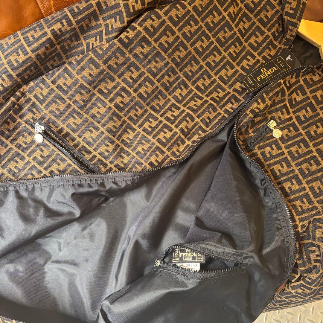 old FENDI フェンディ　reversible jacket タグ付き