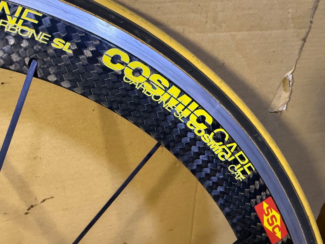 マビックコスミックカーボン　SSC フロントのみ