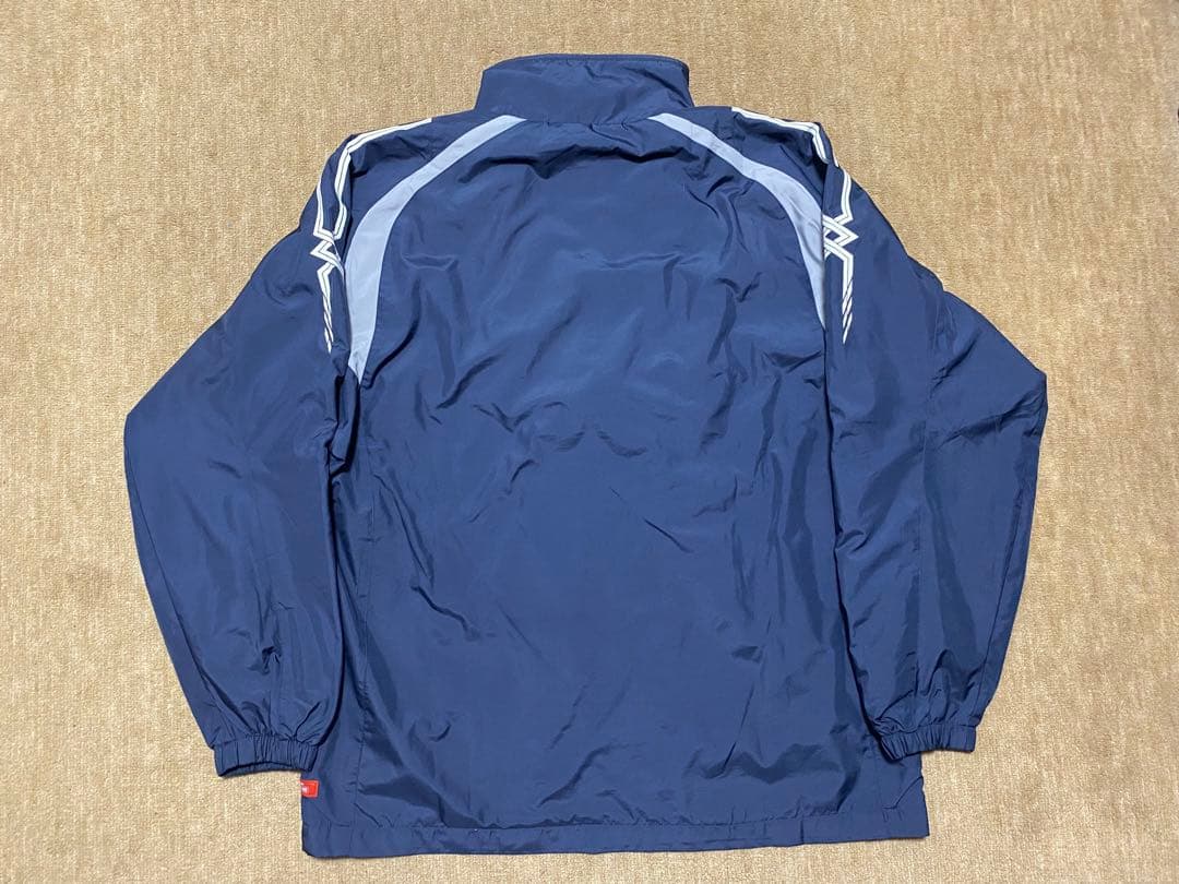 Mizuno ブレスサーモ ウィンドブレーカー上下 メンズL ネイビー 美品です