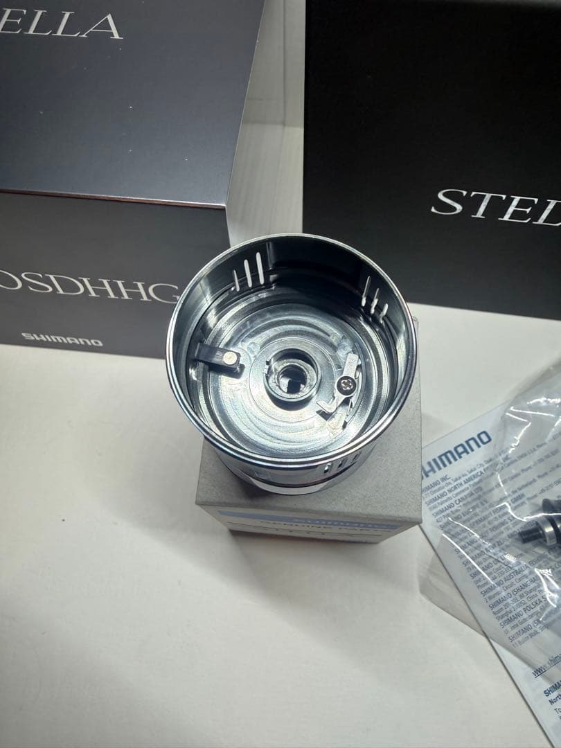 新品　22 ステラ C3000SDHHGと純正2500SHGスプールセット