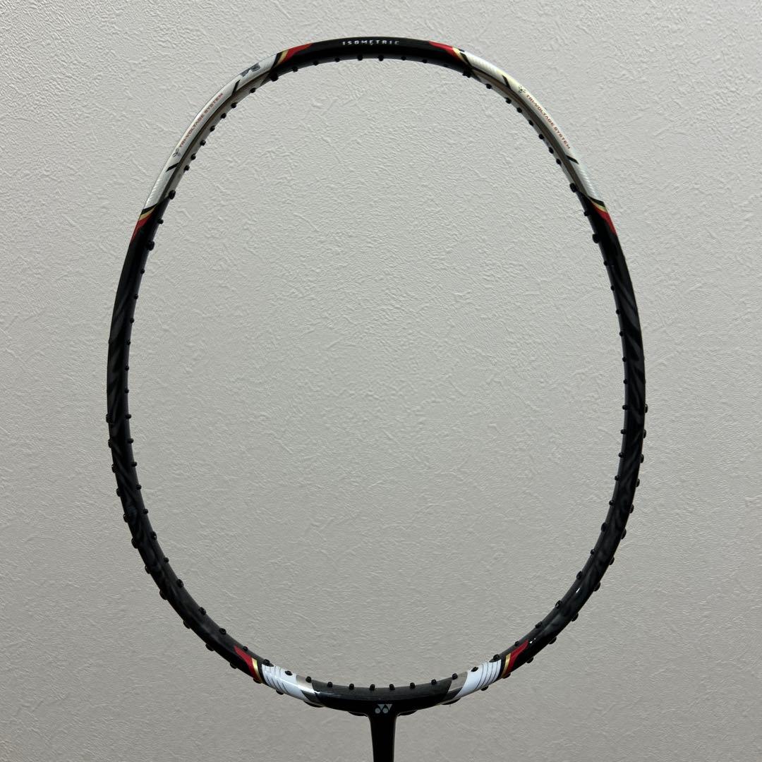 VOLTRIC 70 ボルトリック70 バドミントンラケット2本セット　値下げ中