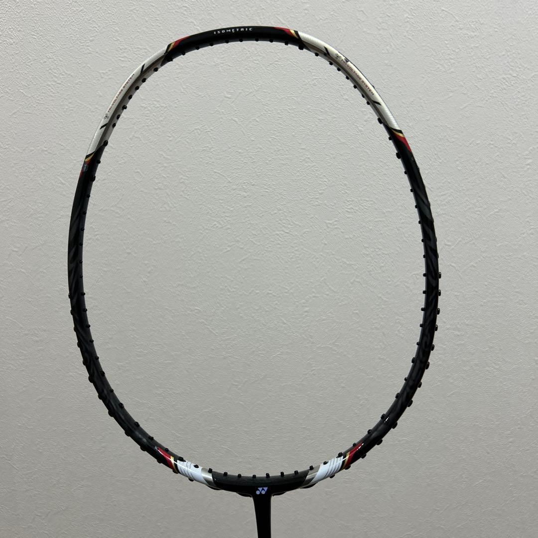 VOLTRIC 70 ボルトリック70 バドミントンラケット2本セット　値下げ中