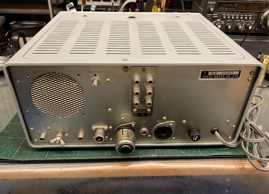 八重洲無線 FLー101 HFオールバンド SSB 10W送信機