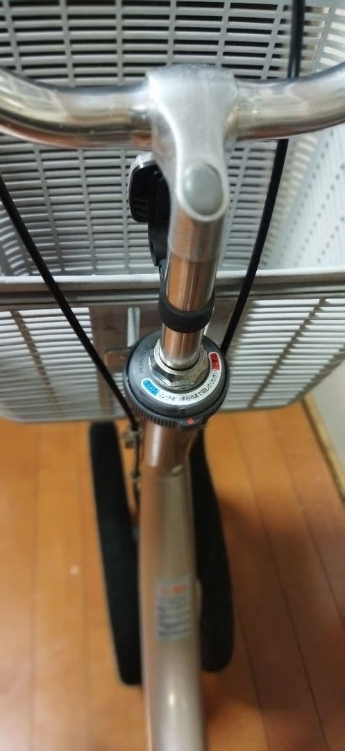 専用送料込み【ノーパンクタイヤ】四輪自転車クークル 三輪自転車