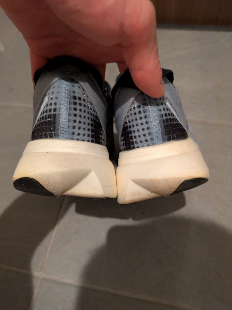 t*a様 adidas　アディオスプロ3　25.5