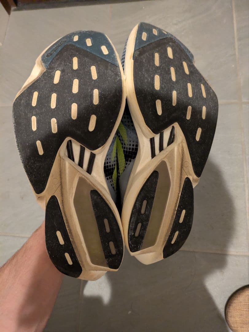 t*a様 adidas　アディオスプロ3　25.5