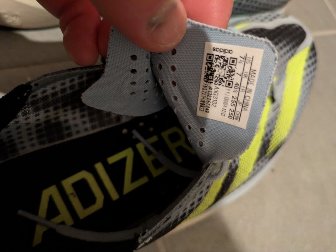 t*a様 adidas　アディオスプロ3　25.5