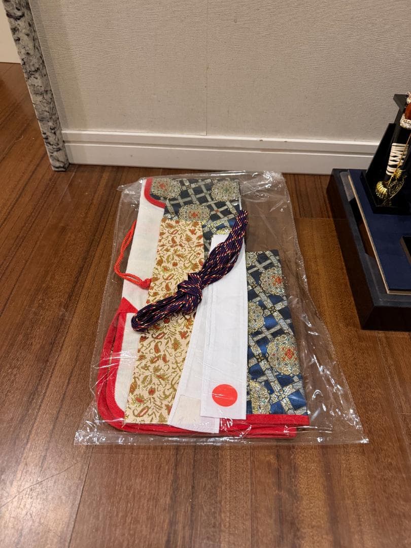 五月人形 黒金紫 未使用