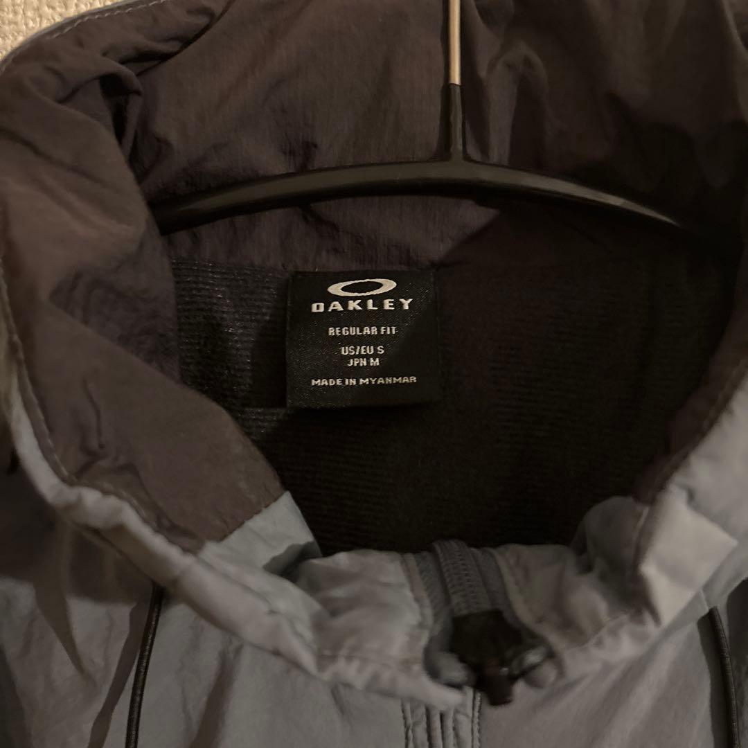 Oakley オークリー　ナイロンジャケット　春アウター　古着　上着　Mサイズ