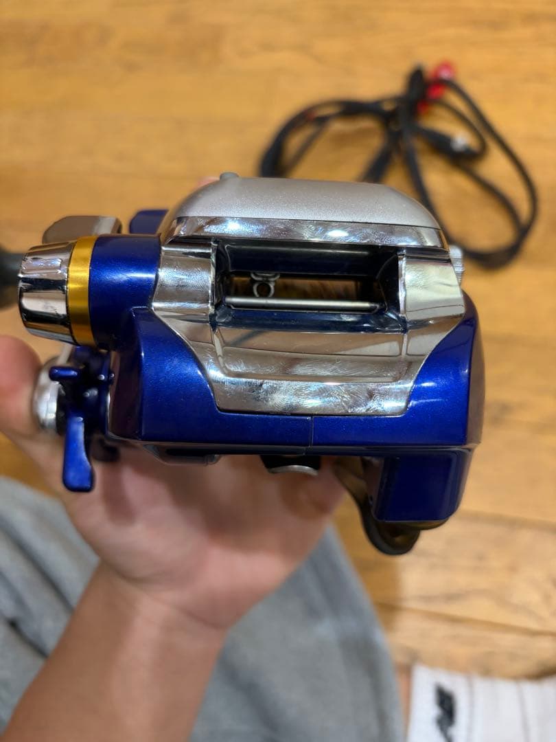 ダイワ　ハイパータナコン400fbe コード付き