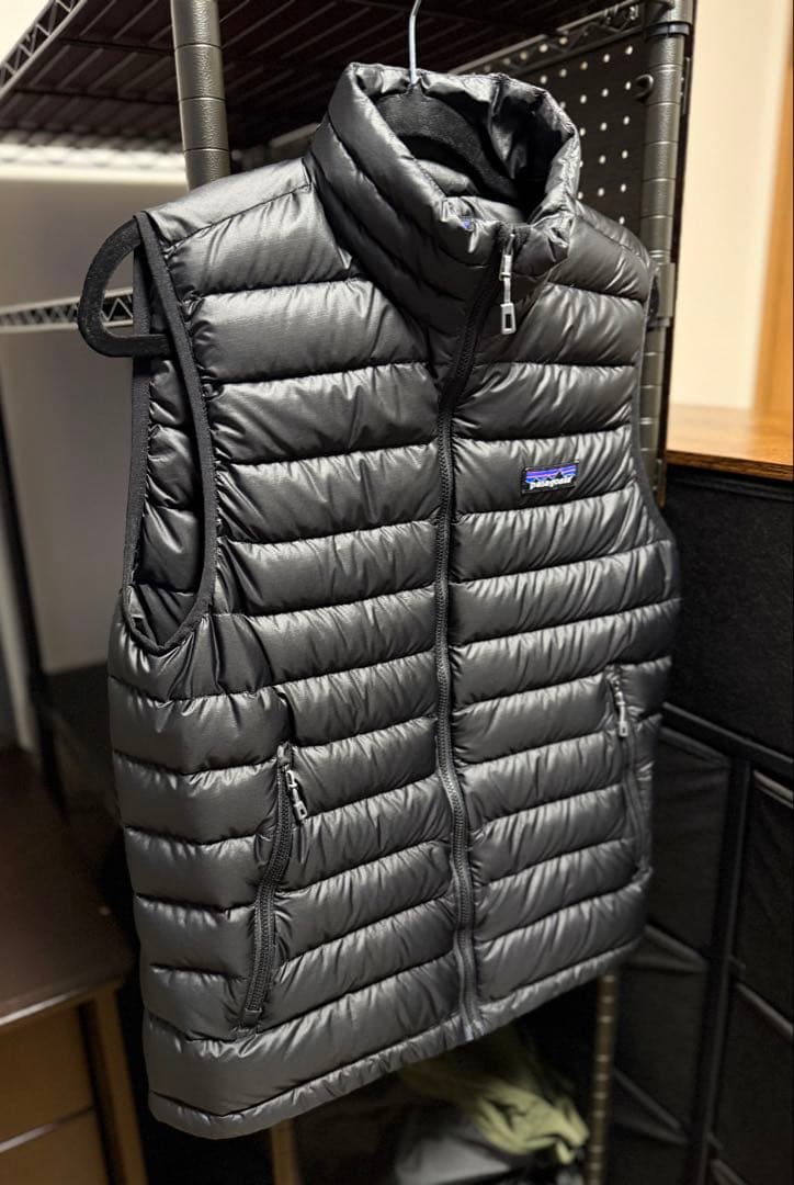 ⭐️極美品 パタゴニア ダウンセーターベスト ブラック メンズ S 人気モデル