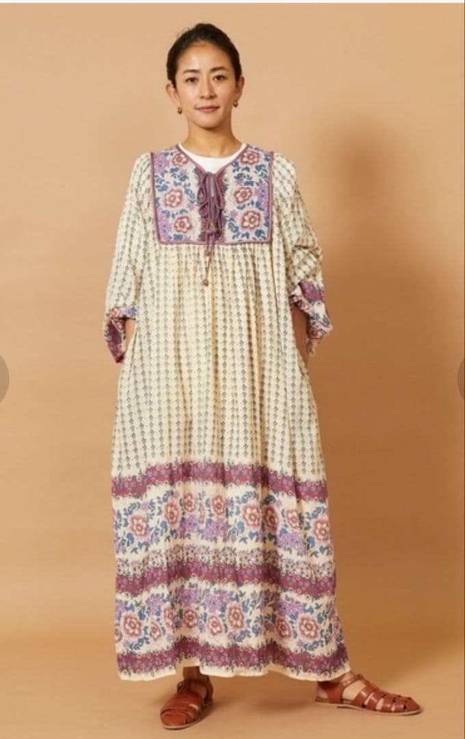 【美品】Freada インドヴィンテージフラワー×小紋柄プリントワンピース
