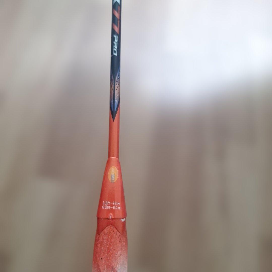 YONEX　ASTROX 77 PRO バドミントンラケット
