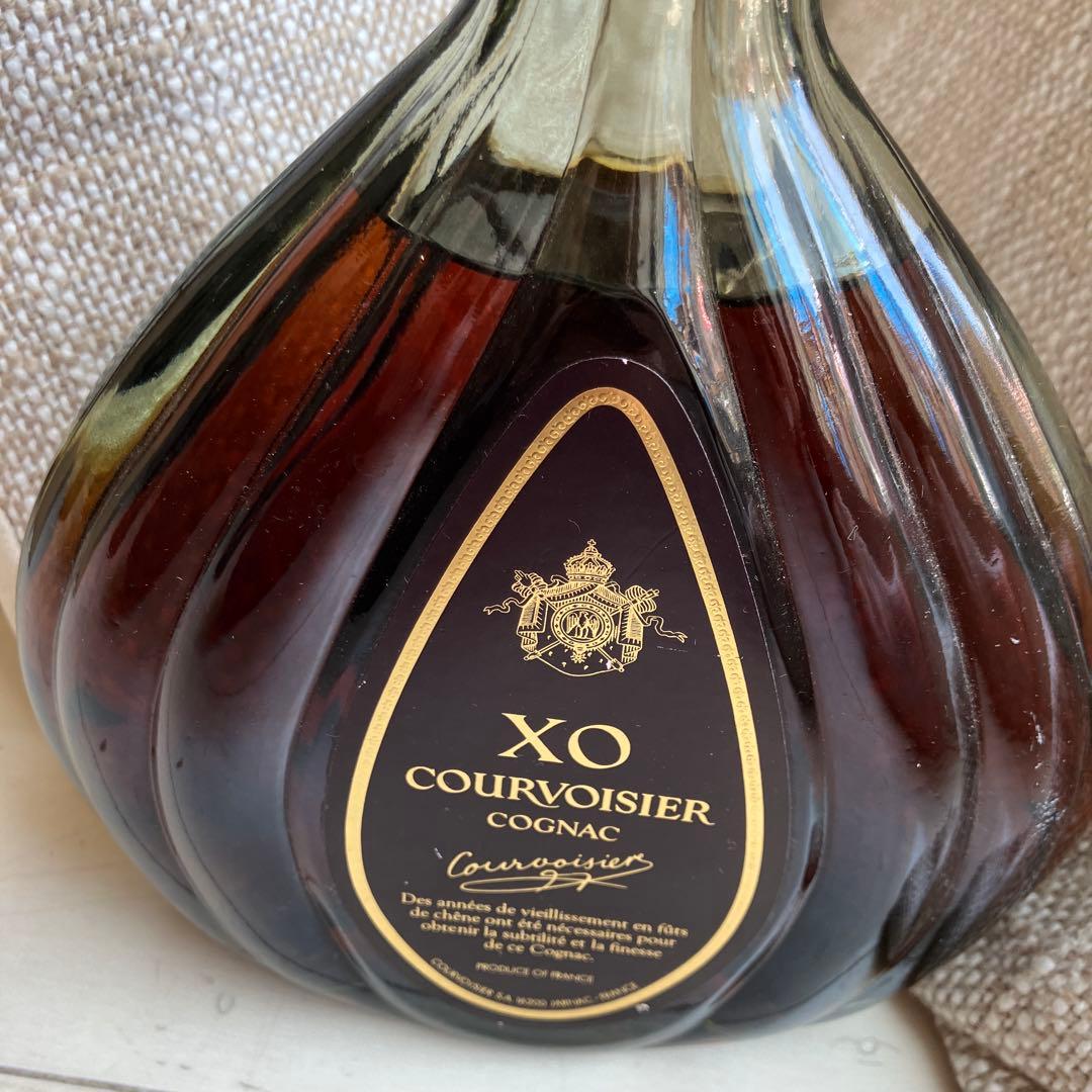 未開栓　COURVOISIER XO COGNAC 700ml