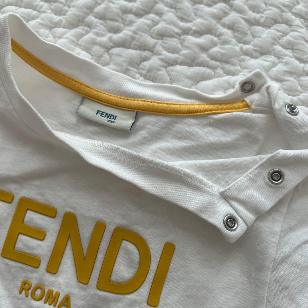 FENDI KIDS ロゴTシャツ　12M
