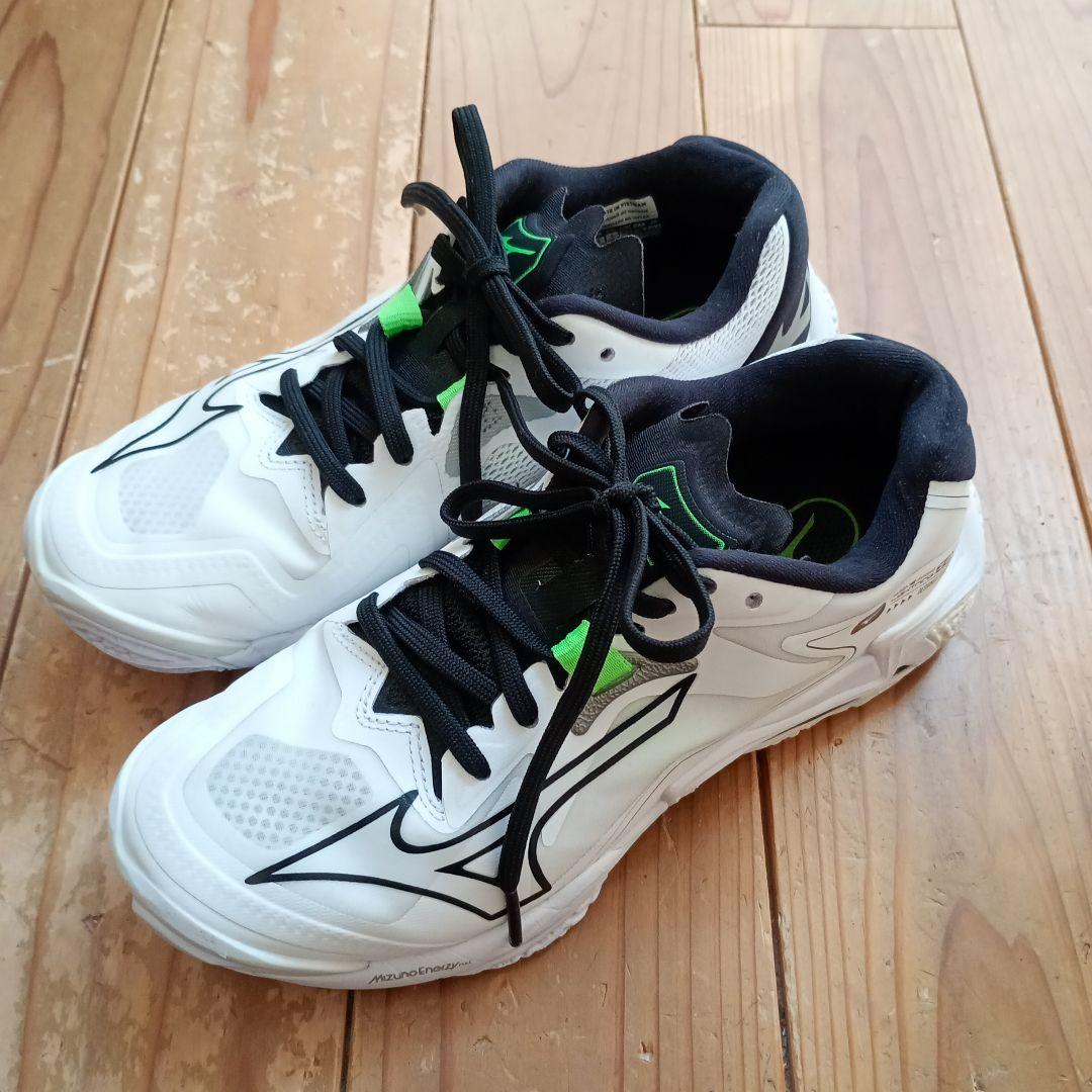 Mizuno バレーボール3E 23.0 wave lightning z8