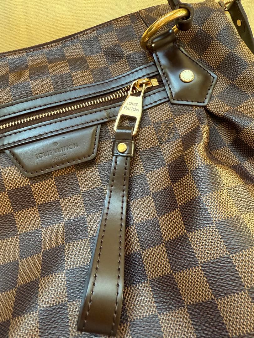 LOUIS VUITTON ダミエバッグ　イーヴォラMM