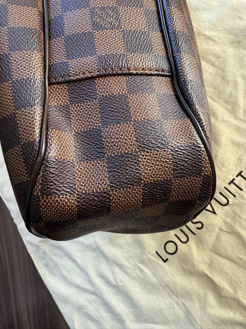 LOUIS VUITTON ダミエバッグ　イーヴォラMM