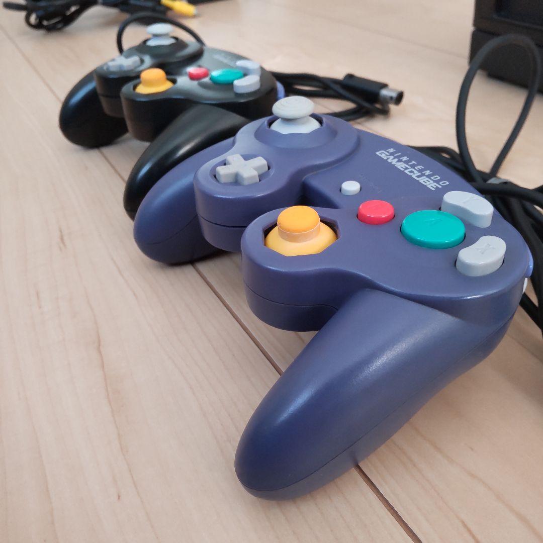 ゲームキューブ　本体　黒　コントローラ✕２　付属品