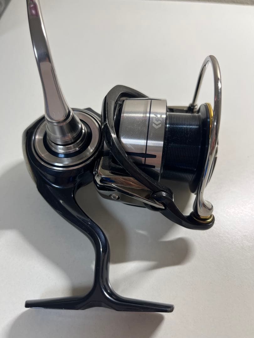 CERTATE LT4000-CXH スピニングリール