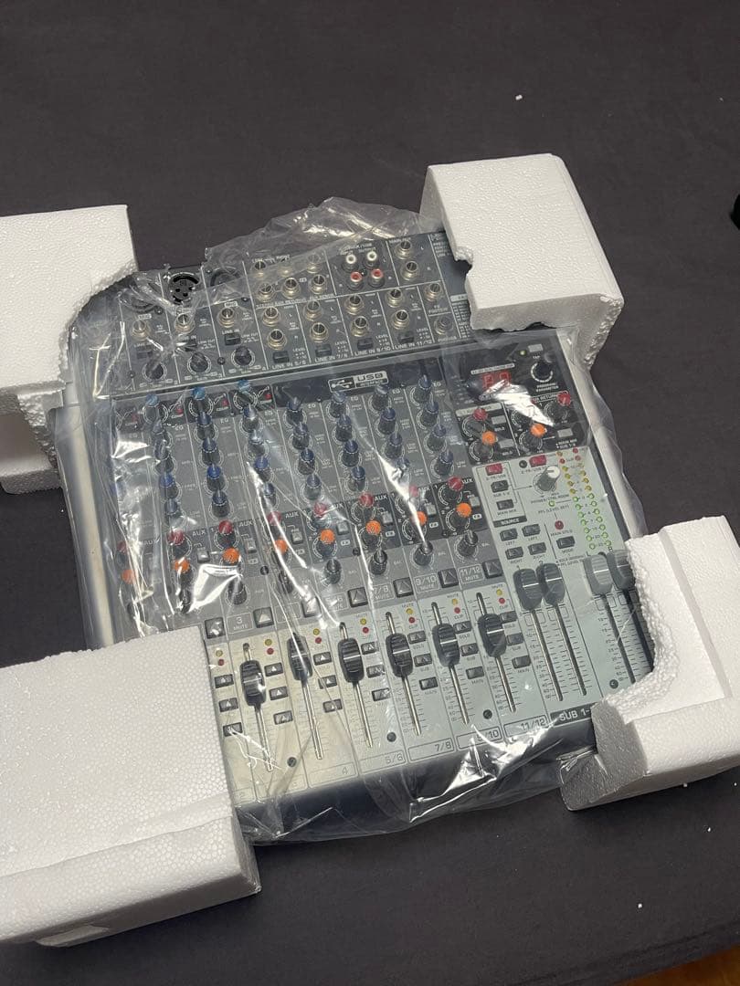Behringer XENYX X1622USB アナログミキサー