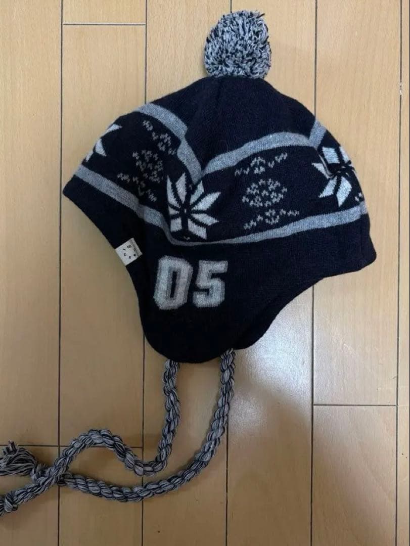 帽子 OHESHIO BELL EARFLAP BEANIE