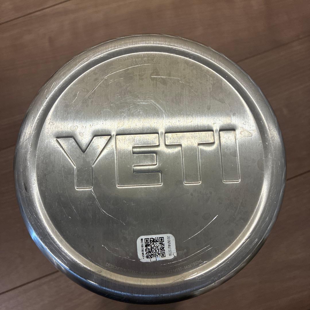 YETI ステンレス製密閉容器 ハンドル付き　ハーフジャグ